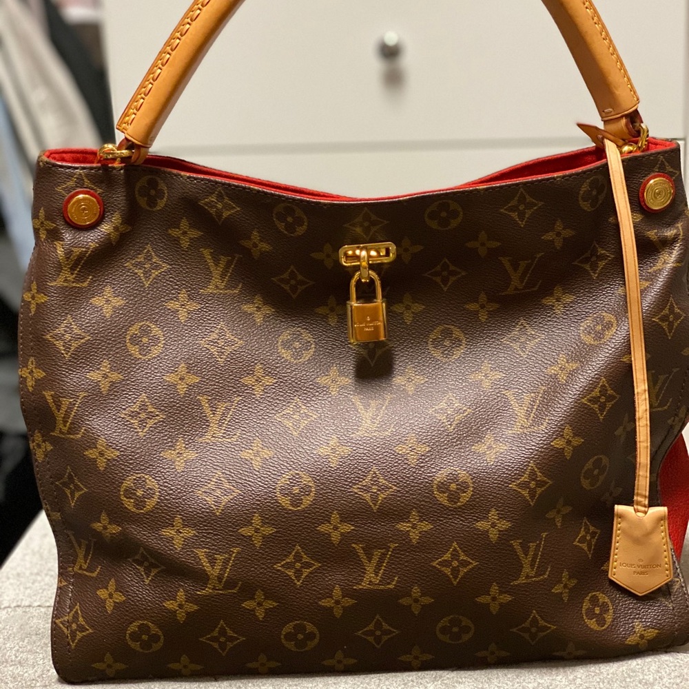 Authentic LV Cerise Gaia Hand Bag